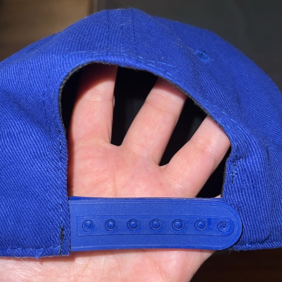 Retro Fan Favorite Chicago Cubs MLB Snap-back Baseball Hat - Picture 3 of 8